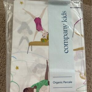 Full size Little Gymnast Company Kids sheet set. NEW